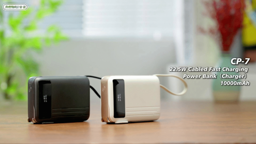 Củ sạc kiêm sạc dự phòng Remax CP-7