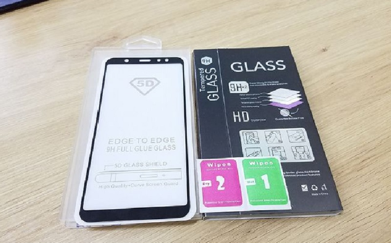Miếng dán cường lực UV