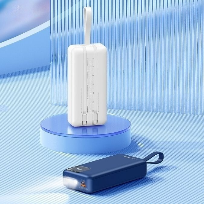 Sạc dự phòng Remax RPP‑550 kèm cáp PD/QC 30000mAh